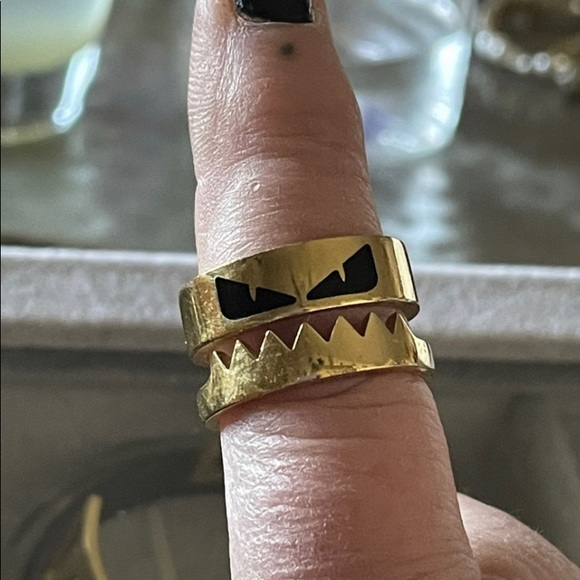 Pre Loved, Fendi Roma Double Band Monster Eyes Etched Ring. 9-1/4 - Picture 6 of 7